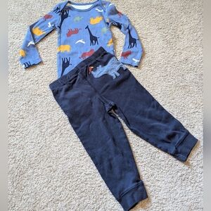 Carter's - 2 piece outfit- 24 Months- Animals
